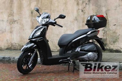 2013 Kymco People GT 300i photo
